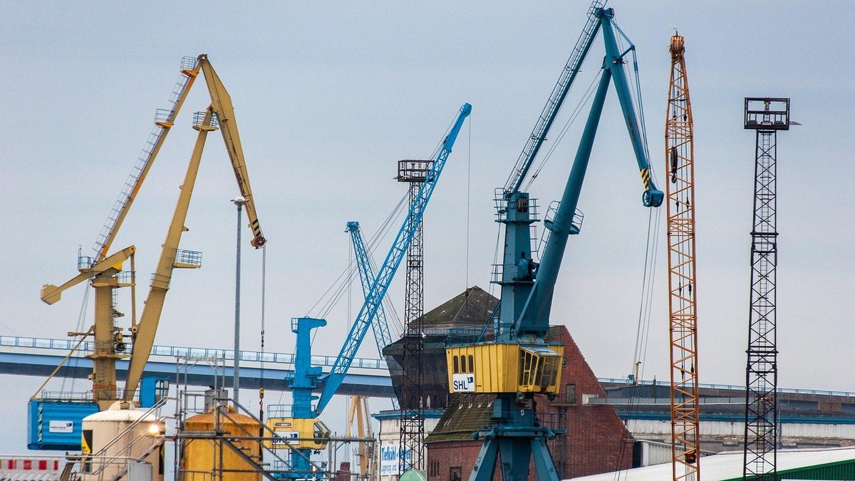 Tuzla Tersanelerinde Taşeron İşçinin İş Kazası: Asıl İşveren de Sorumlu mu?